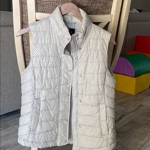 Old Navy Small Puffy Vest